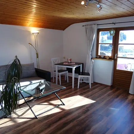 Haus Kreuzeck Appartement Seefeld in Tirol